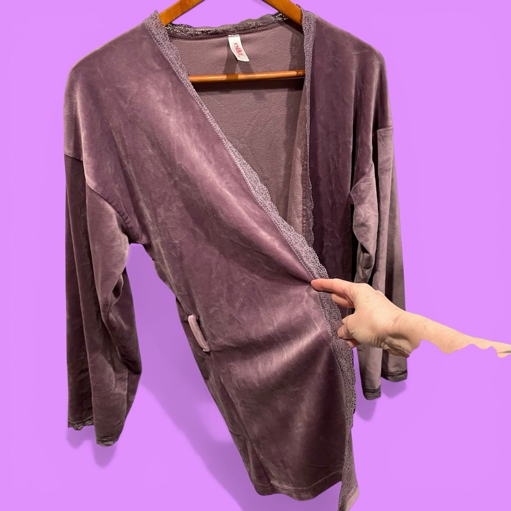 Cute lavender velour stretchy kimono lace trim top style pajama top festival